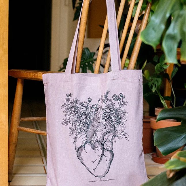 Tote Nude Heart